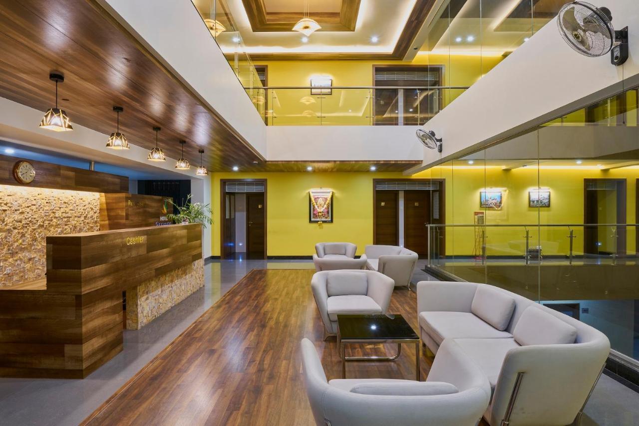 Hotel 3 Leaves Kolhapur Ngoại thất bức ảnh
